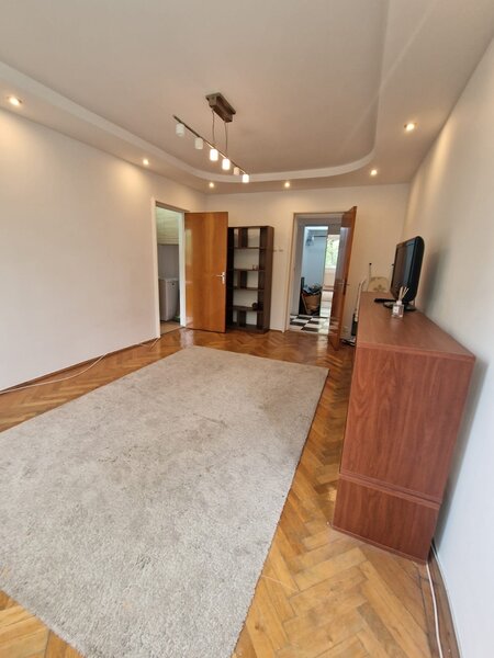 Titan, strada Firidei, langa Scoala Labis, la 5 min. metrou si parc IOR,